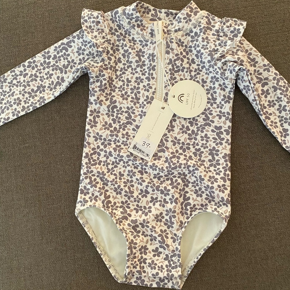 Quincy Mae Floral Long Sleeve Outfit